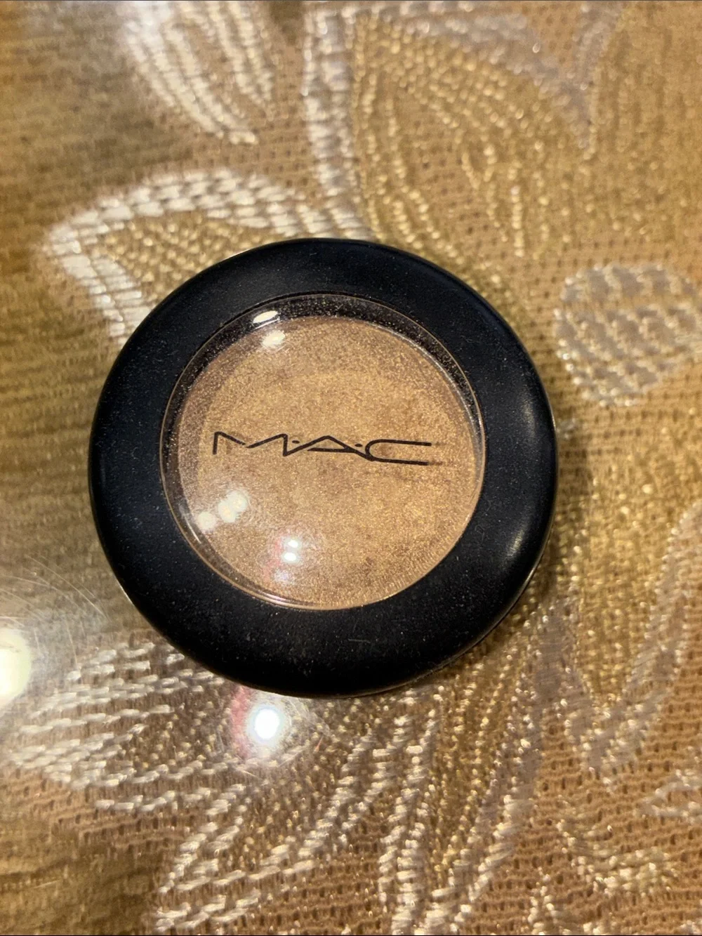 Rare MAC Cosmetics DREAMMAKER STARFLASH Single Eyeshadow Shimmery Gold-Bronze